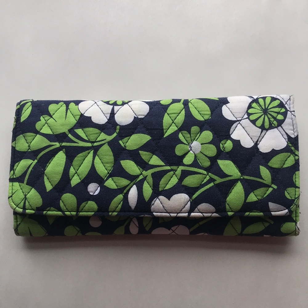 VERA BRADLEY Wallet in Lucky You - Retired